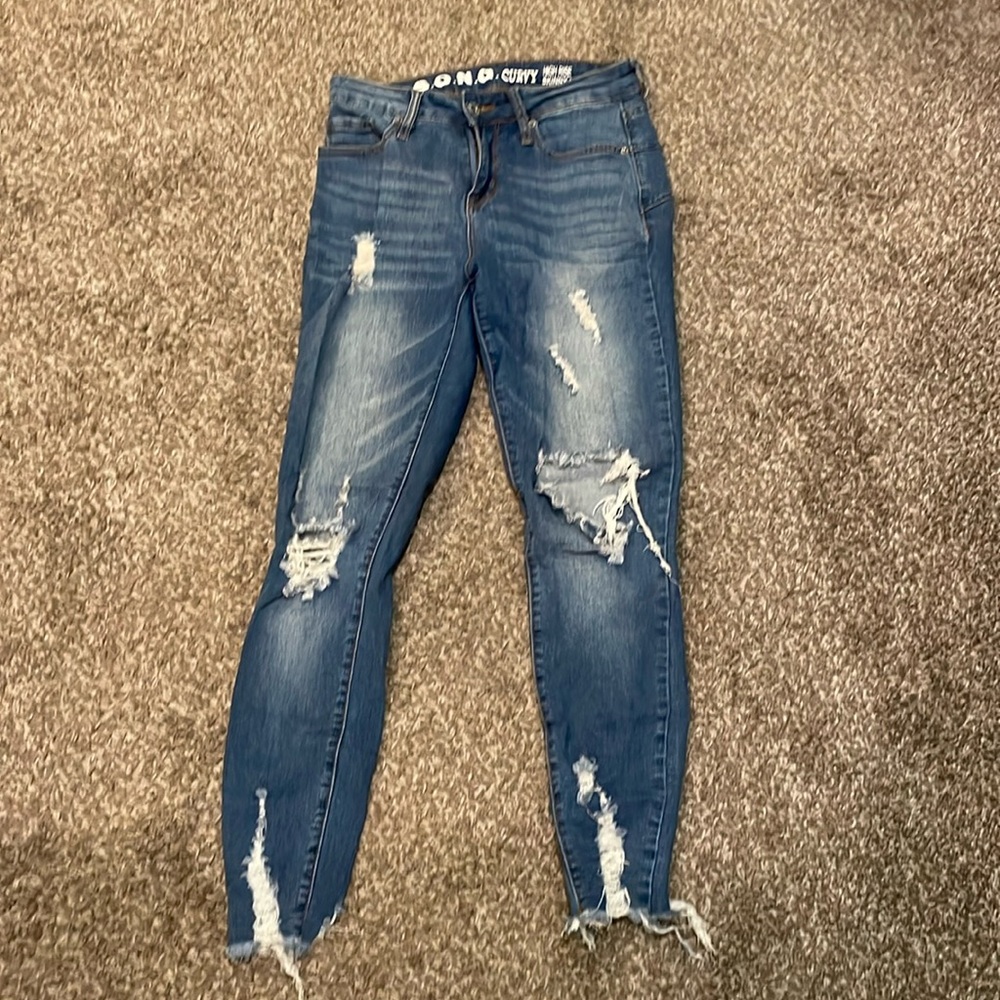 Brand new, SONG rise skinny jean, size 3/26